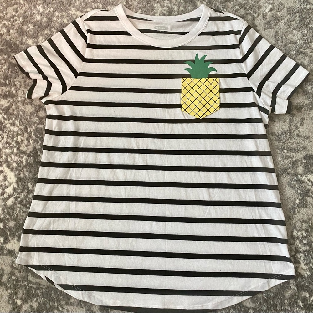 Old Navy Stripped Shirt